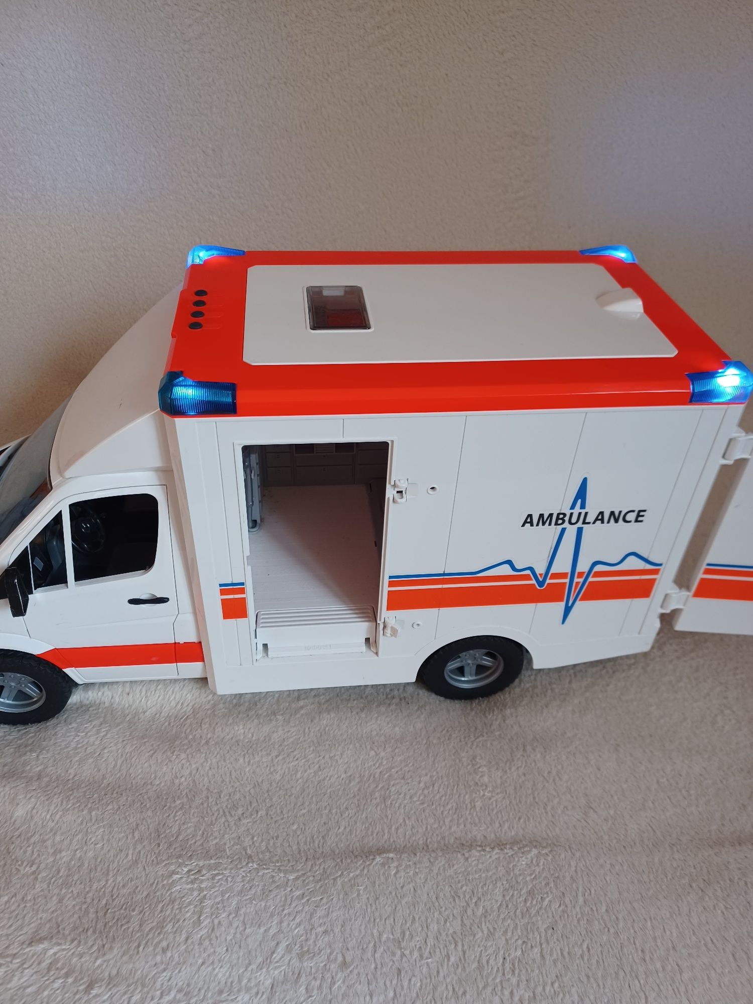 Karetka Bruder ambulans