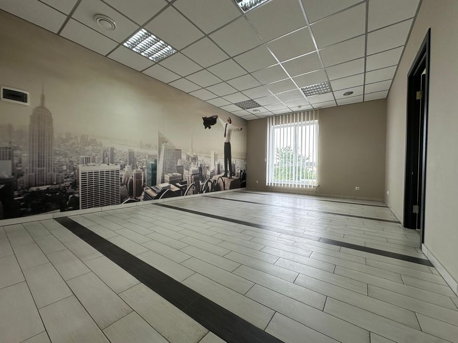 Комерційний комплекс у м. Нововолинськ!