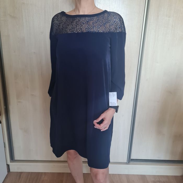 Sukienka elegancka rozm.42