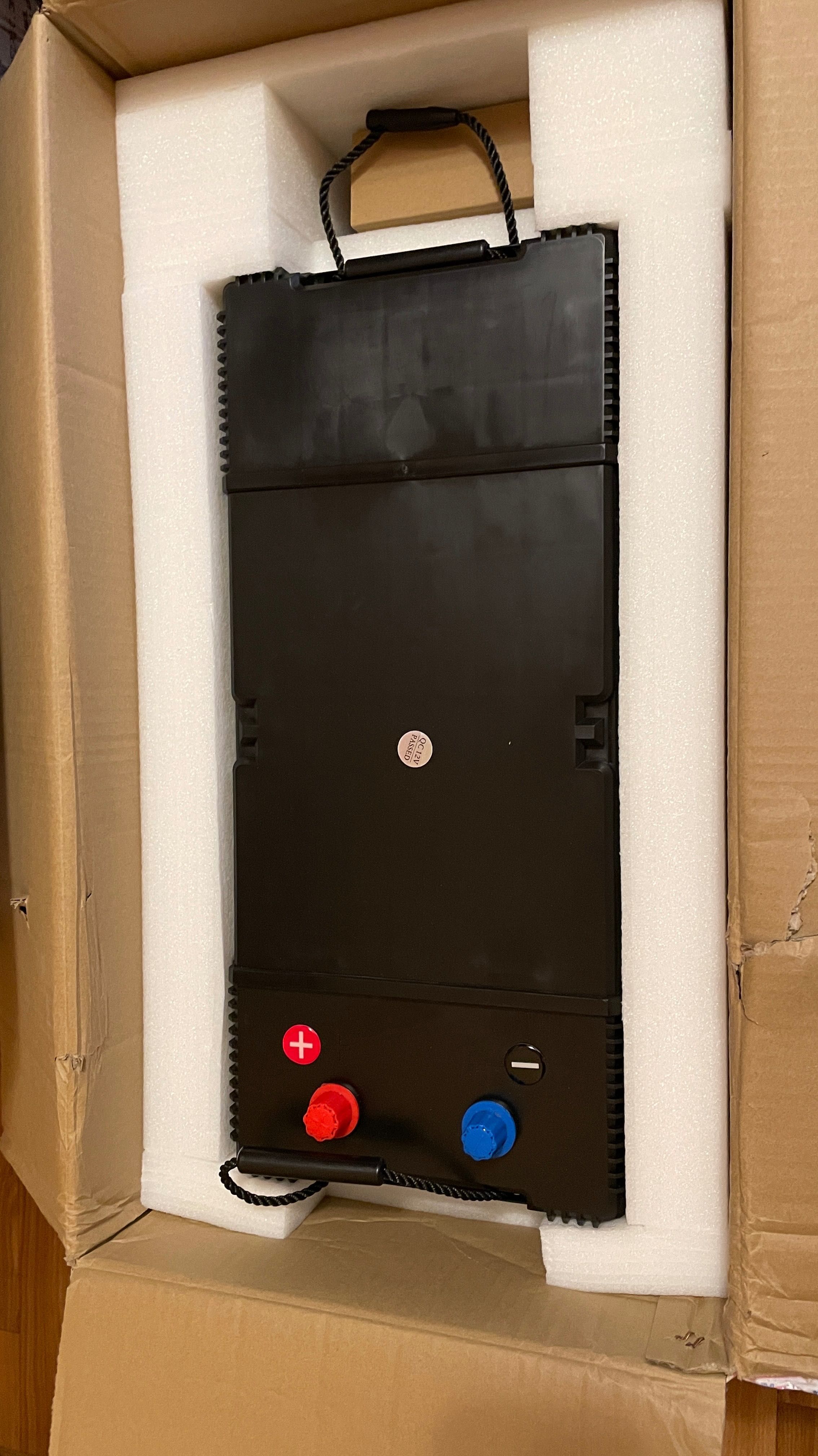 Акумулятор lifepo4 12v 200ah Kepworth