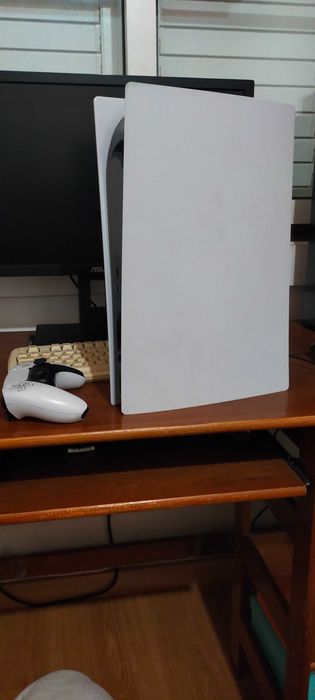 PS5 Digital com 1 comando