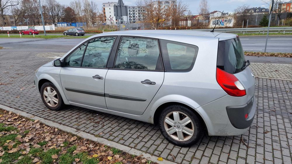 Renault Grand Scenic 2 2007r 2.0 Diesel