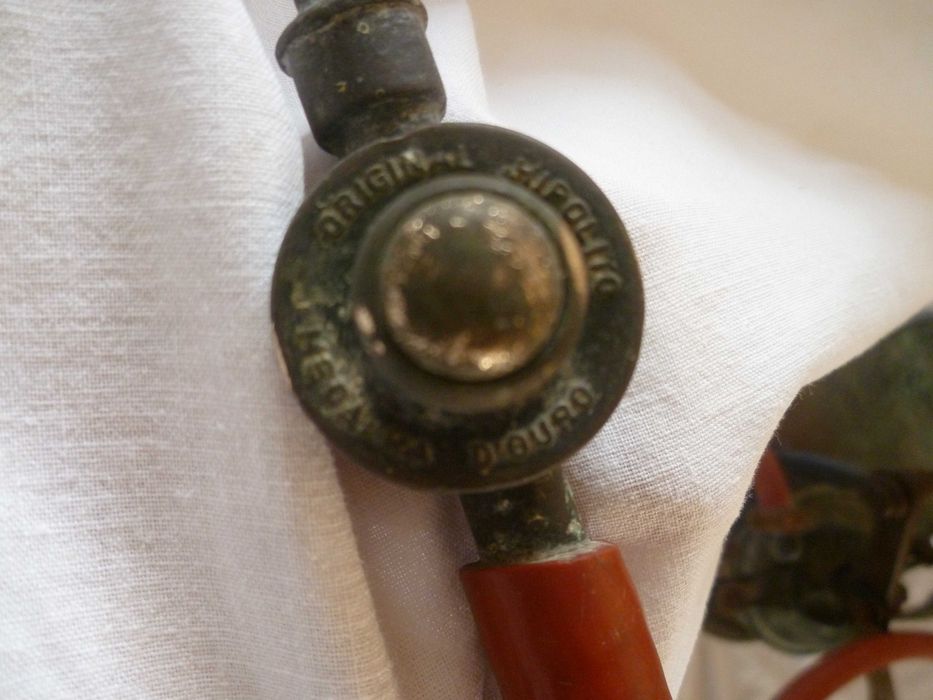 Máquina de sulfatar de cobre Hipólito dos anos 60 Museu casa de aldeia