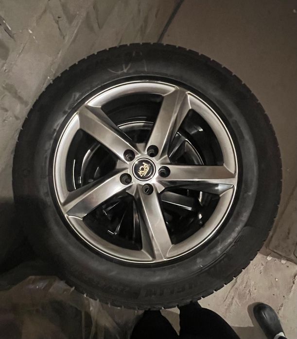 Opony zimowe Michelin 235/65/R18
