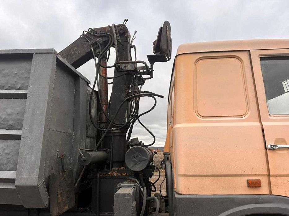 МАЗ з маніпулятором