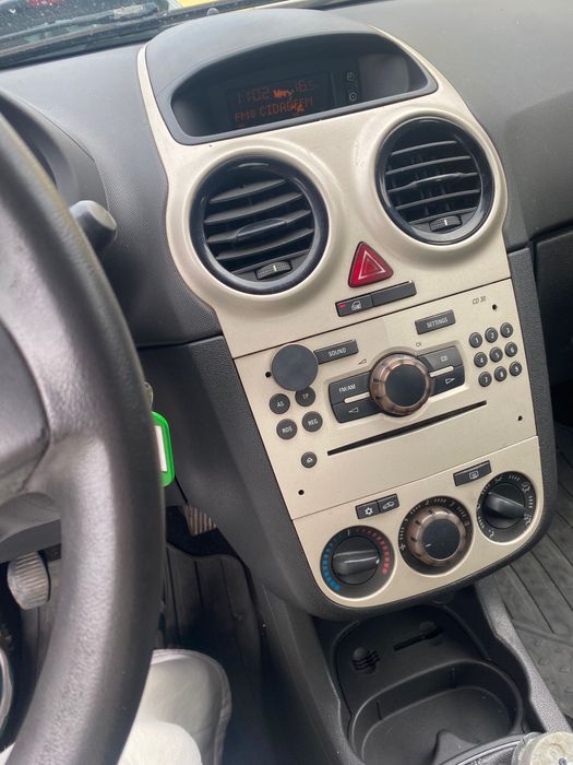 Opel corsa van 1.3 2008