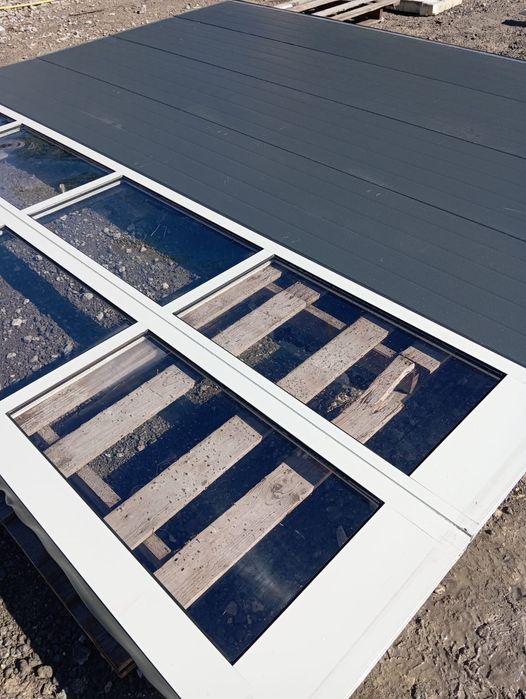 Brama garażowa segmentowa panelowa przemysłowa 408x366 wysoka