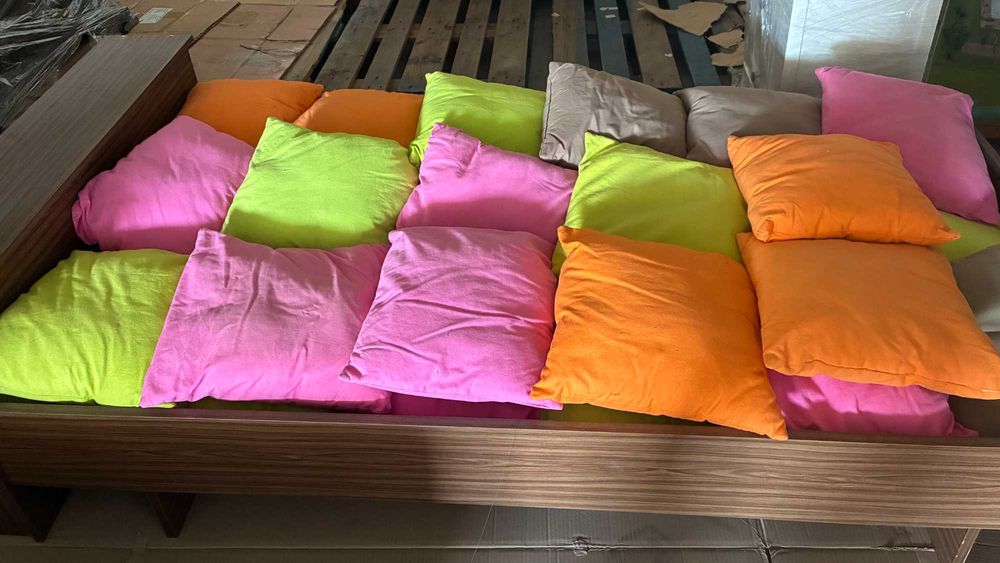 Almofadas coloridas - Qtd. 1 Und.