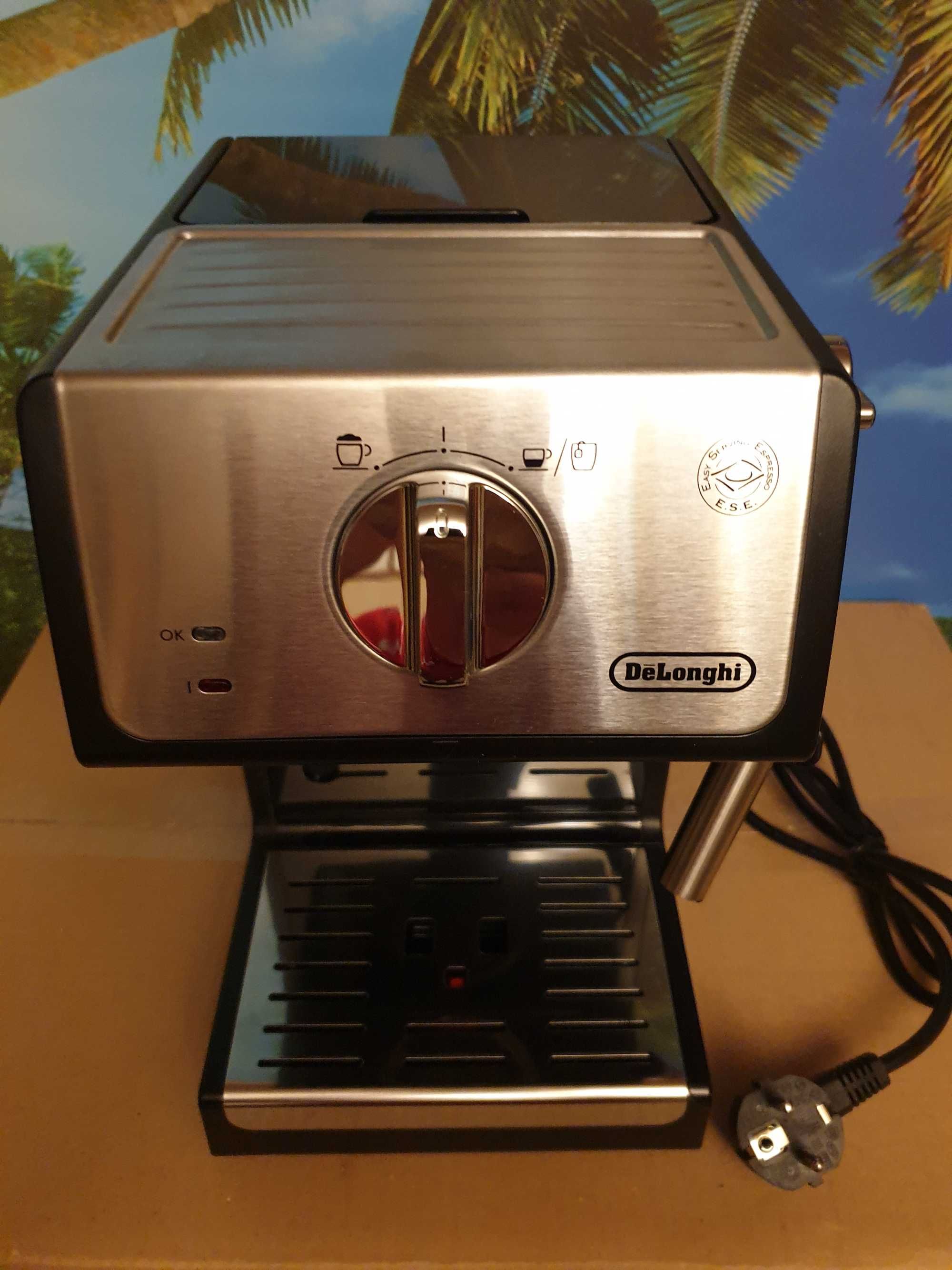 Кофемашина рожковая эспрессо DELONGHI ECP 33.21(витрина из Германии)