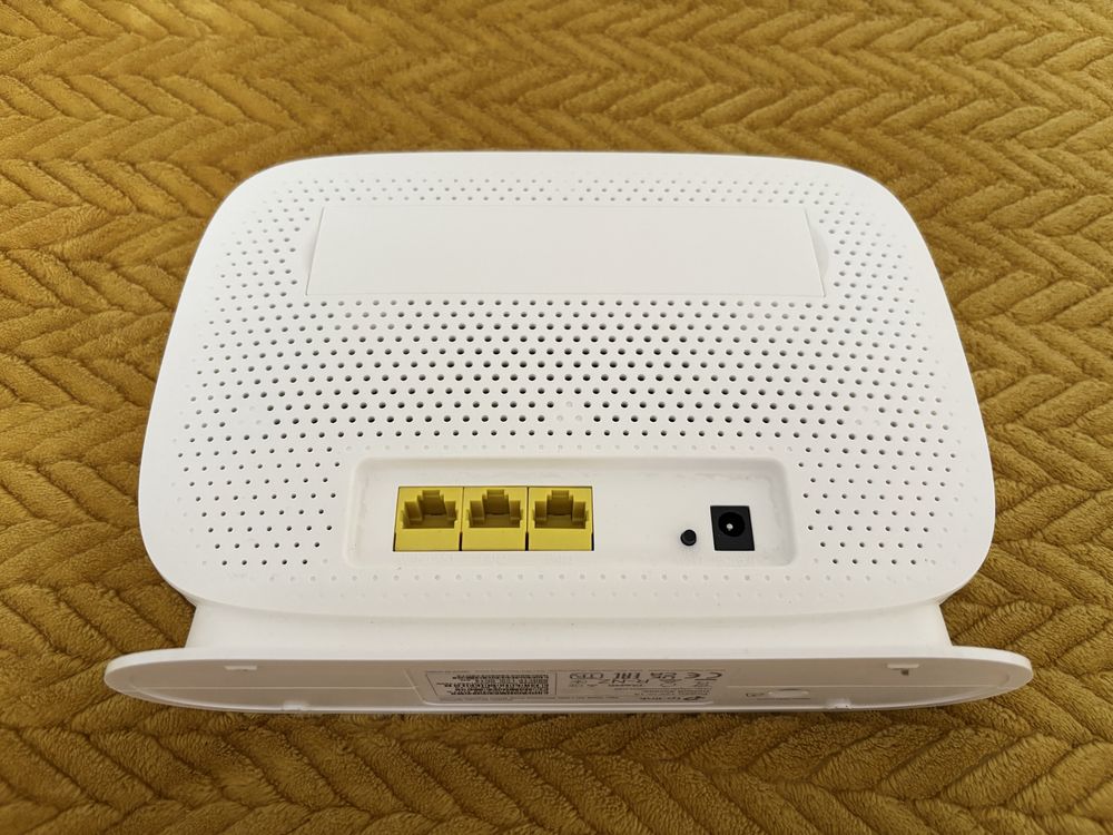 Router bezprzewodowy TP-LINK Archer MR505 4G
