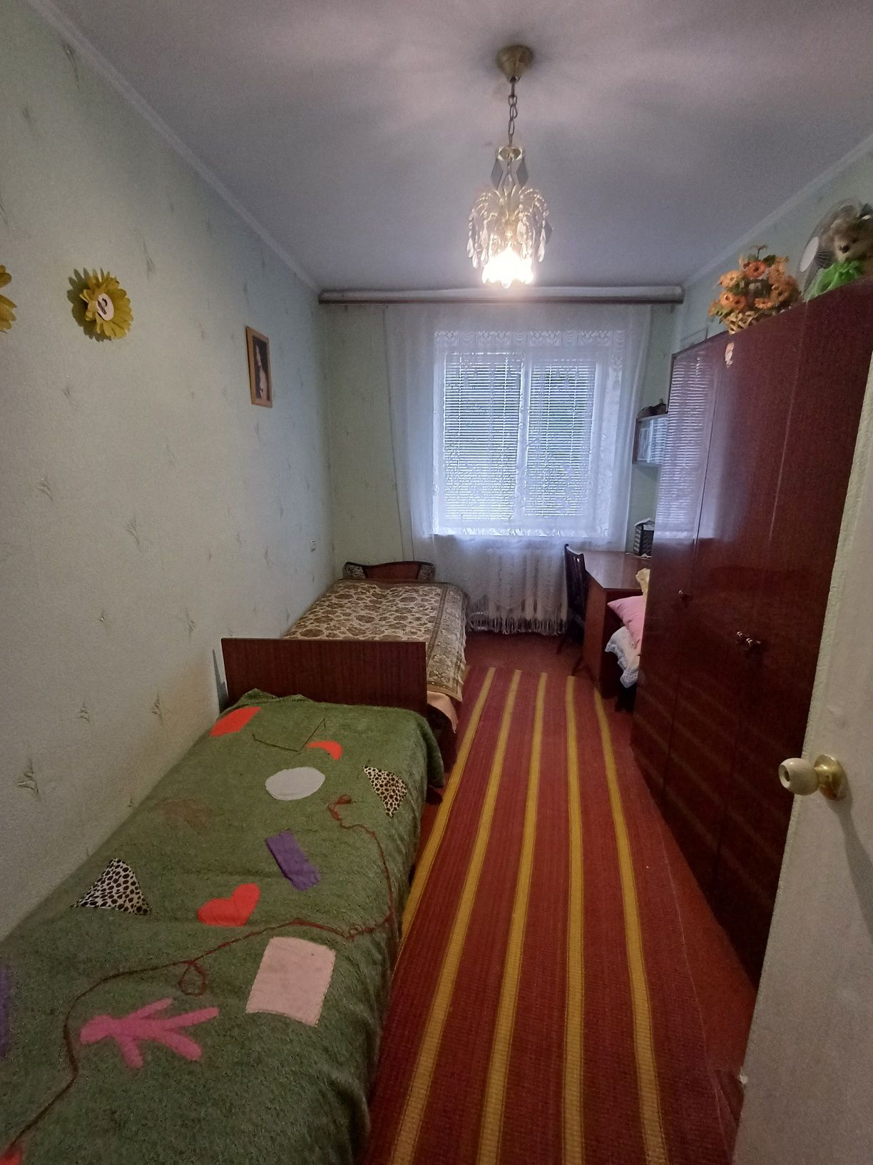 Продам 3х кімнатну на Довженко