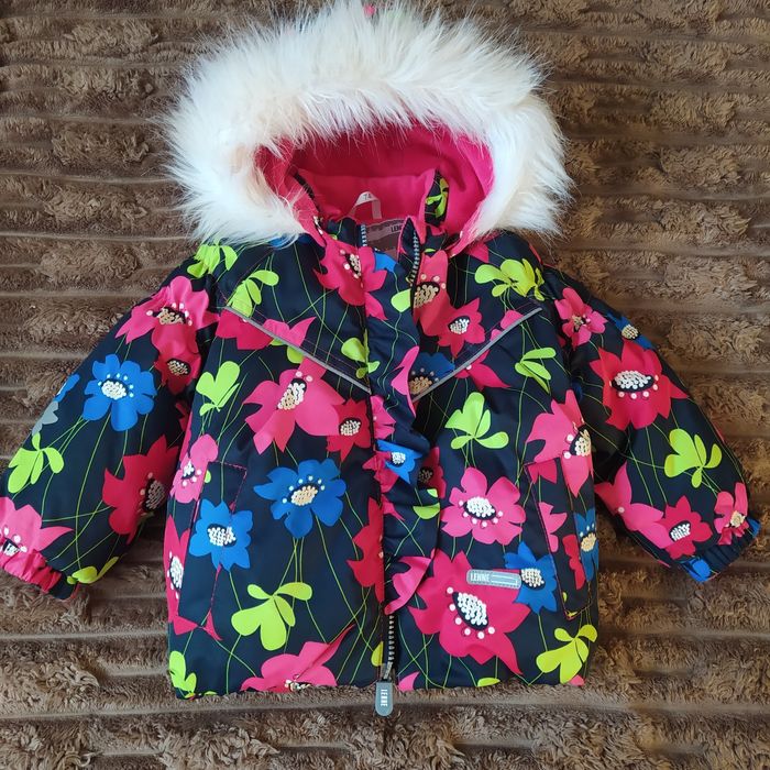 Зимова куртка на дівчинку 74