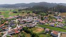 Moradia para Remodelar com Terreno de 2.192m2 – Alvelos