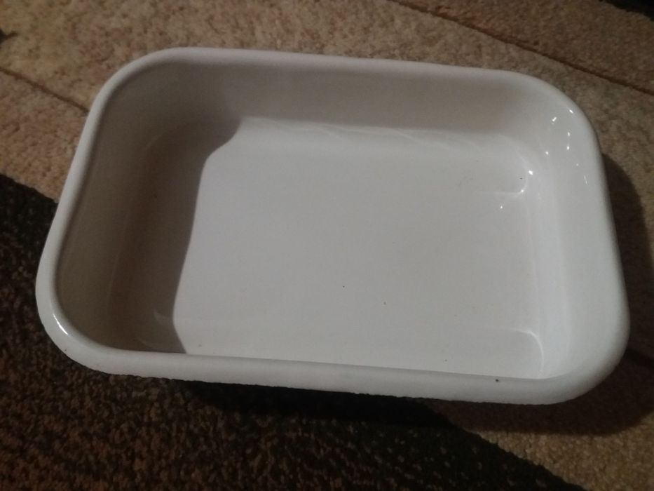 Емалірований судочок