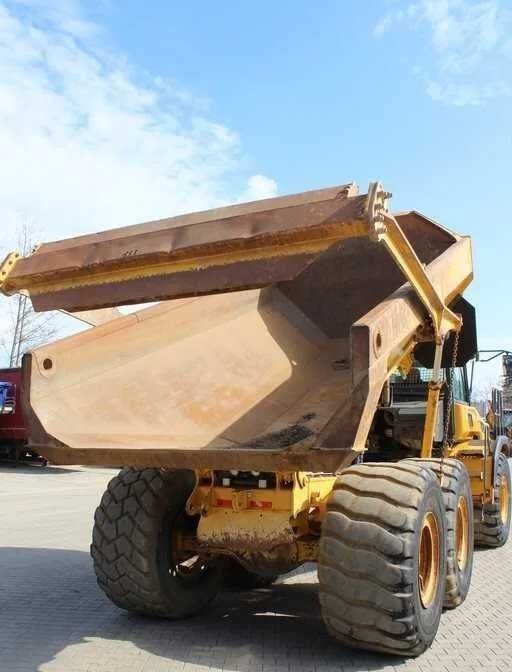 Wozidło przegubowe BELL B30E 6x6  - wynajem wozidła transport