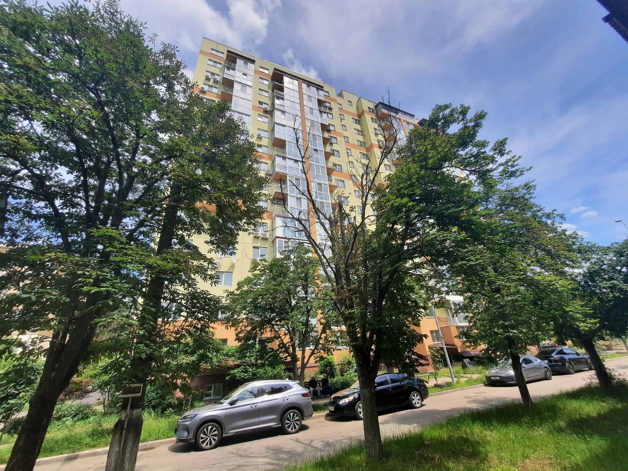 Продаж стильної видової квартири в Конча-Заспі  117,5 м² 14 поверх