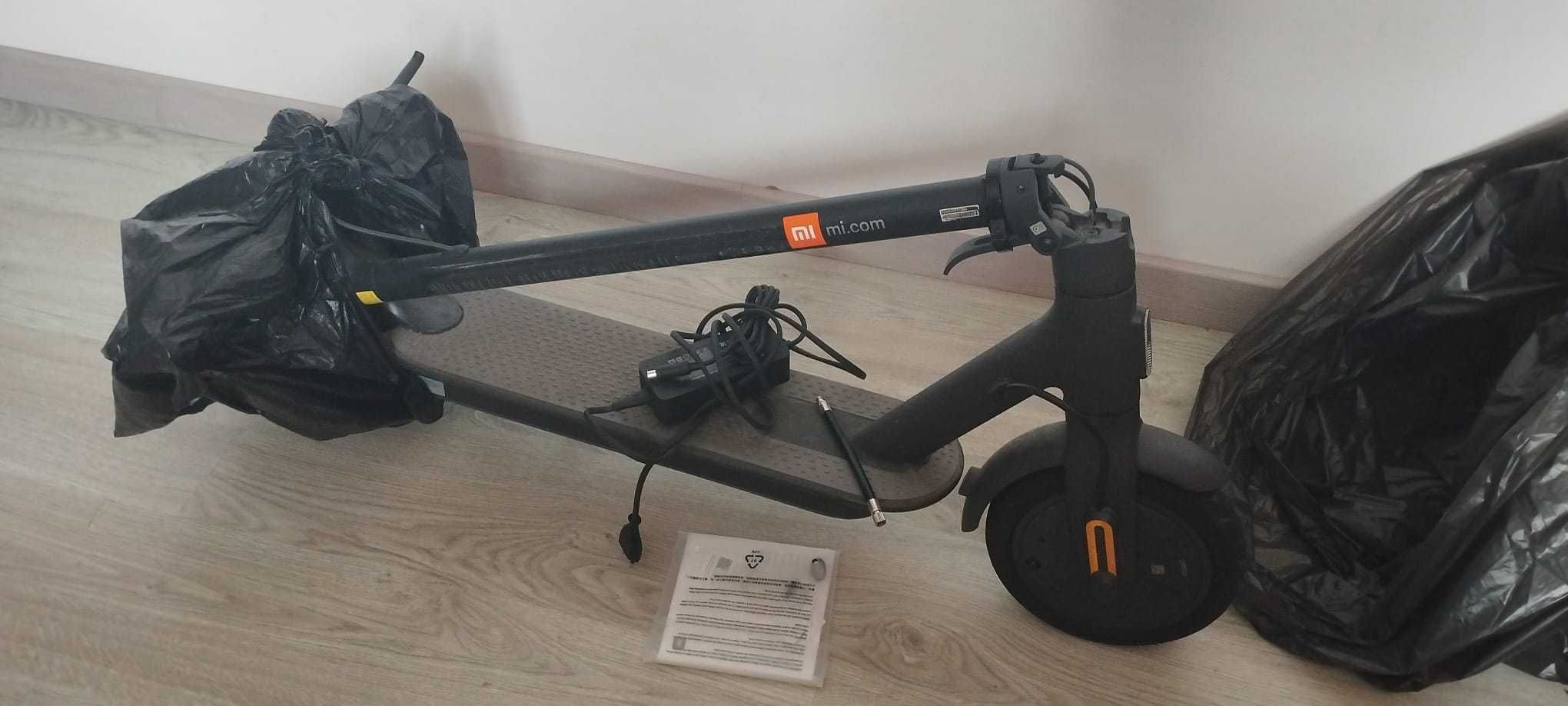 Trotinete Xiaomi Mi Electric Essential