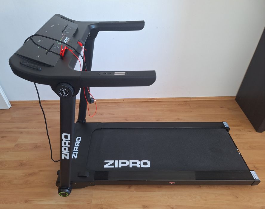 ZIPRO Bieżnia elektryczna do biegania Zipro Pacto iConsole+
Bieżnia el