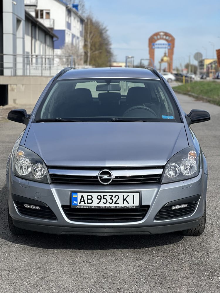 Opel Astra 1.6 бензин
