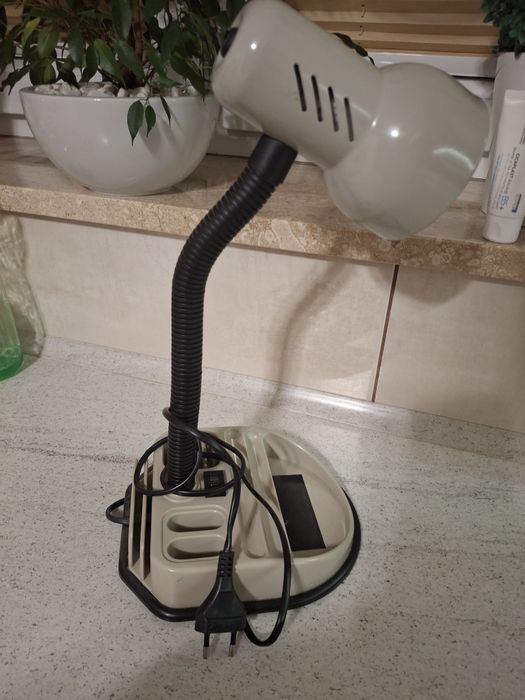 Lampka biurkowa ...