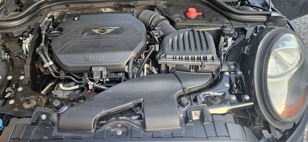 Mini Cooper D modelo F56