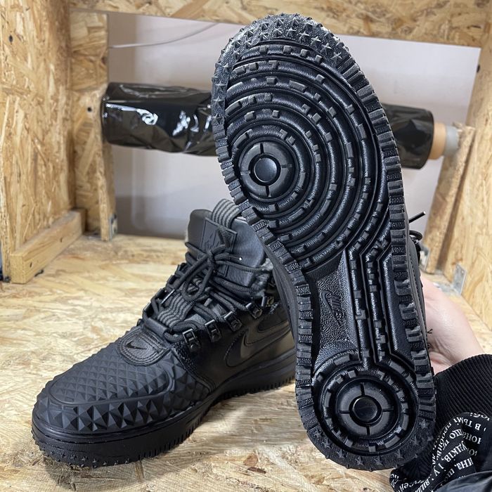 Чоловічі кросівки Nike Lunar Force 1 Duckboot triple black winter