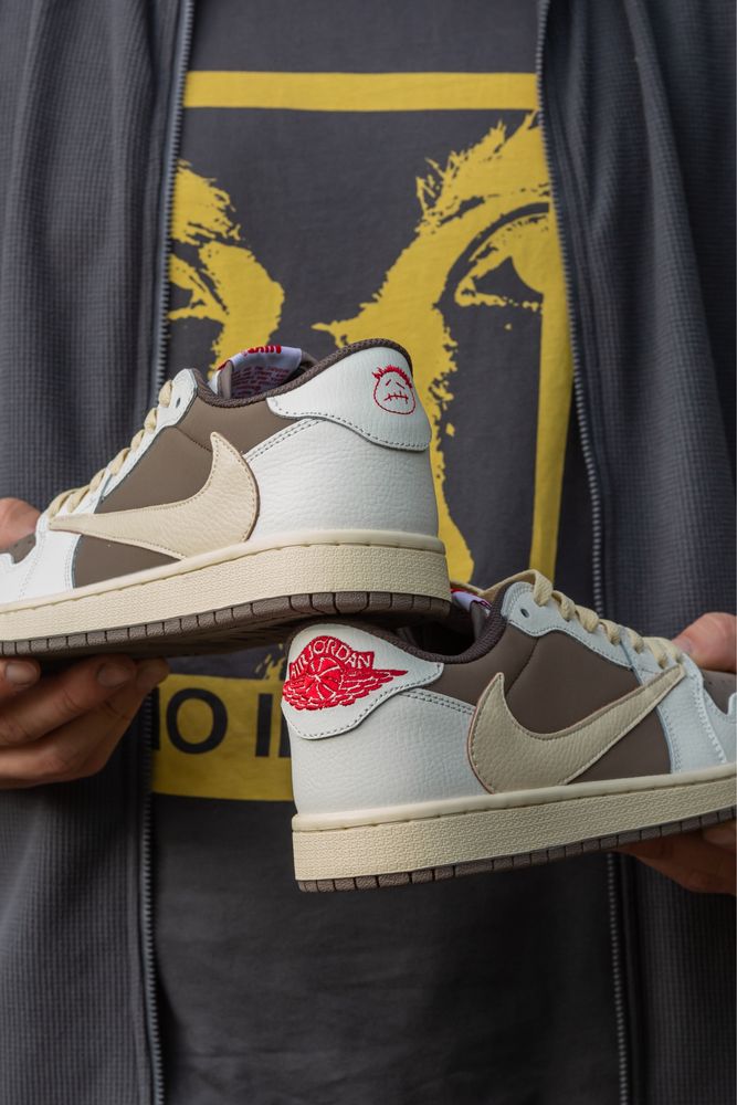 Кросівки Nike Air Jordan Retro 1 Low x Travis Scott OG “Revers Mocha”