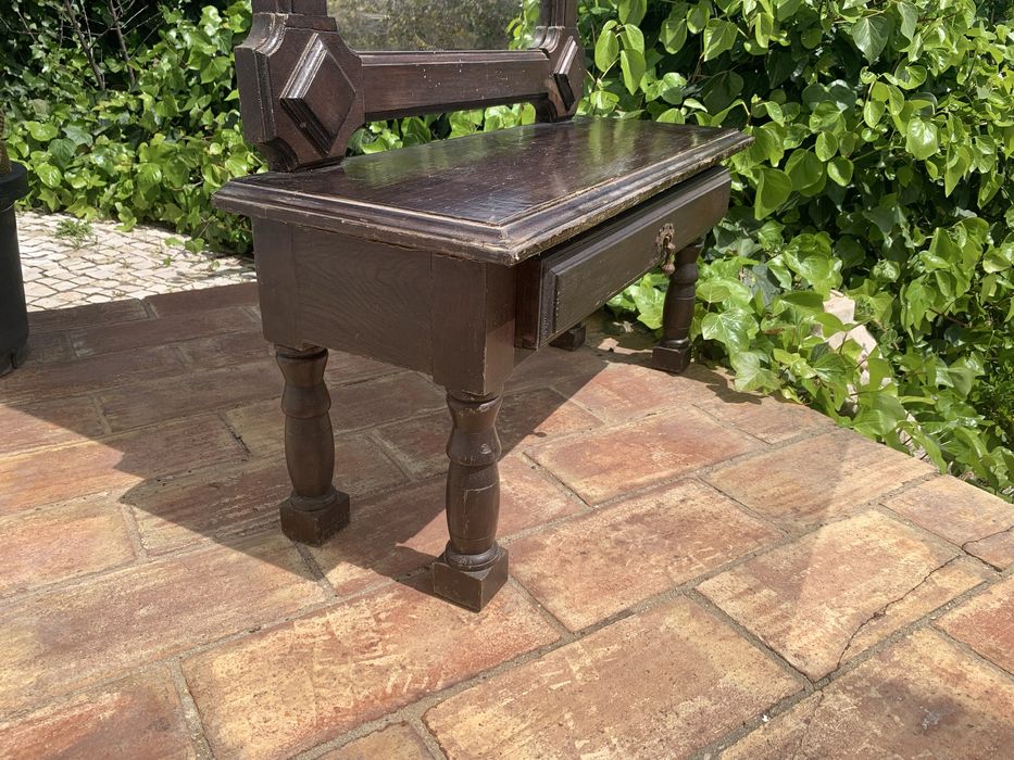 Conjunto Penteadeira/ Toucador/Comoda c/espelho e 2 mesas de cabeceira