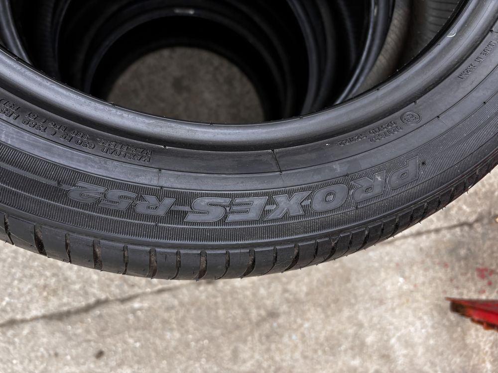 Sprzedam 4 opony Toyo 215/50/R18