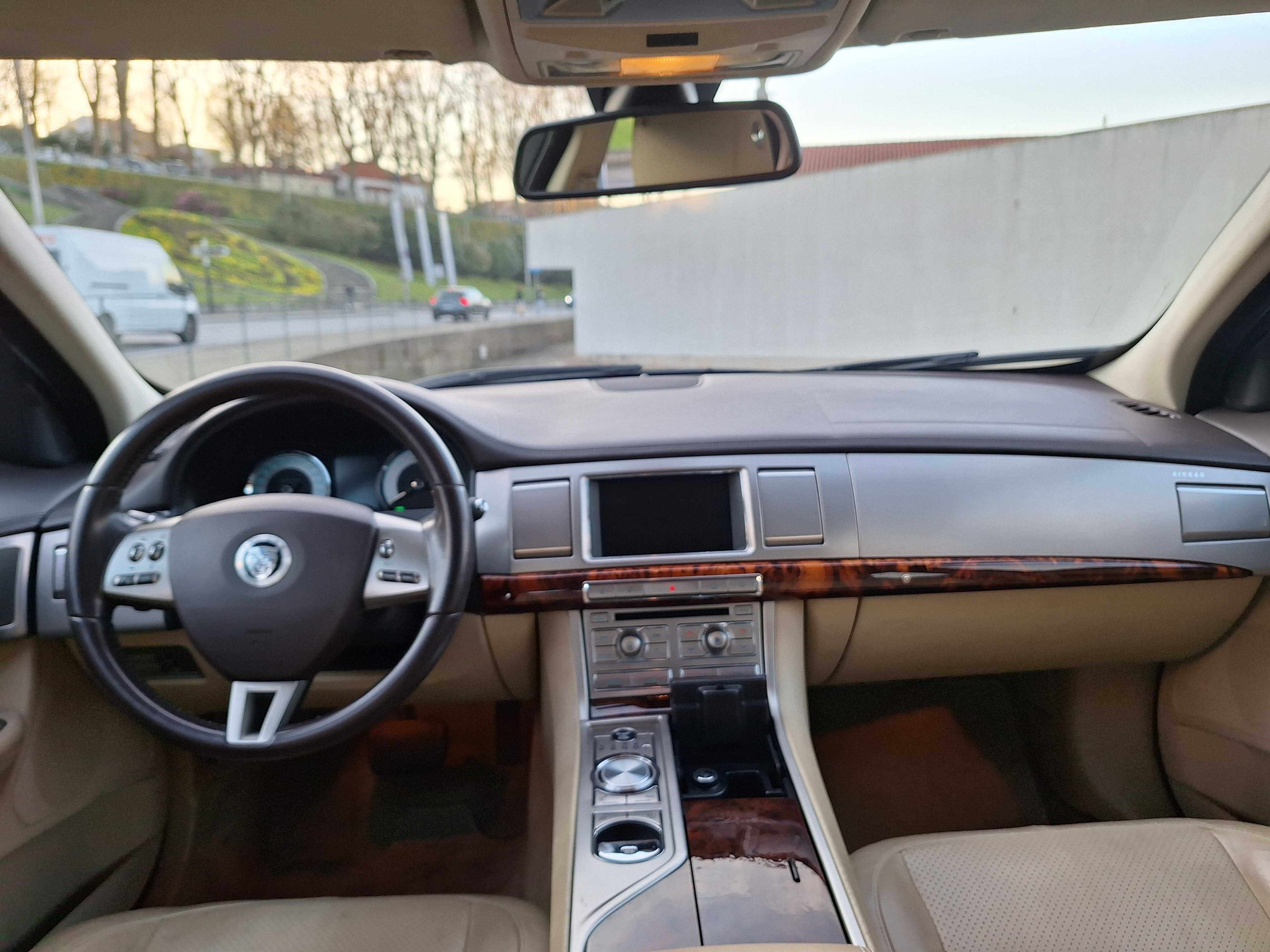 JAGUAR XF S 3.0 V6 Diesel 275cv Premium Luxury