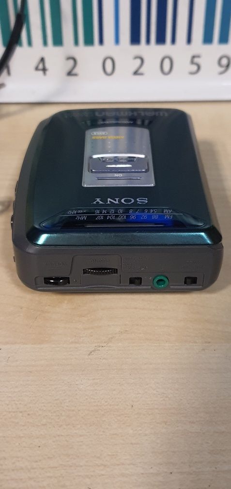 Walkman z radiem FM SONY WM-FX171 z słuchawkami sprawny