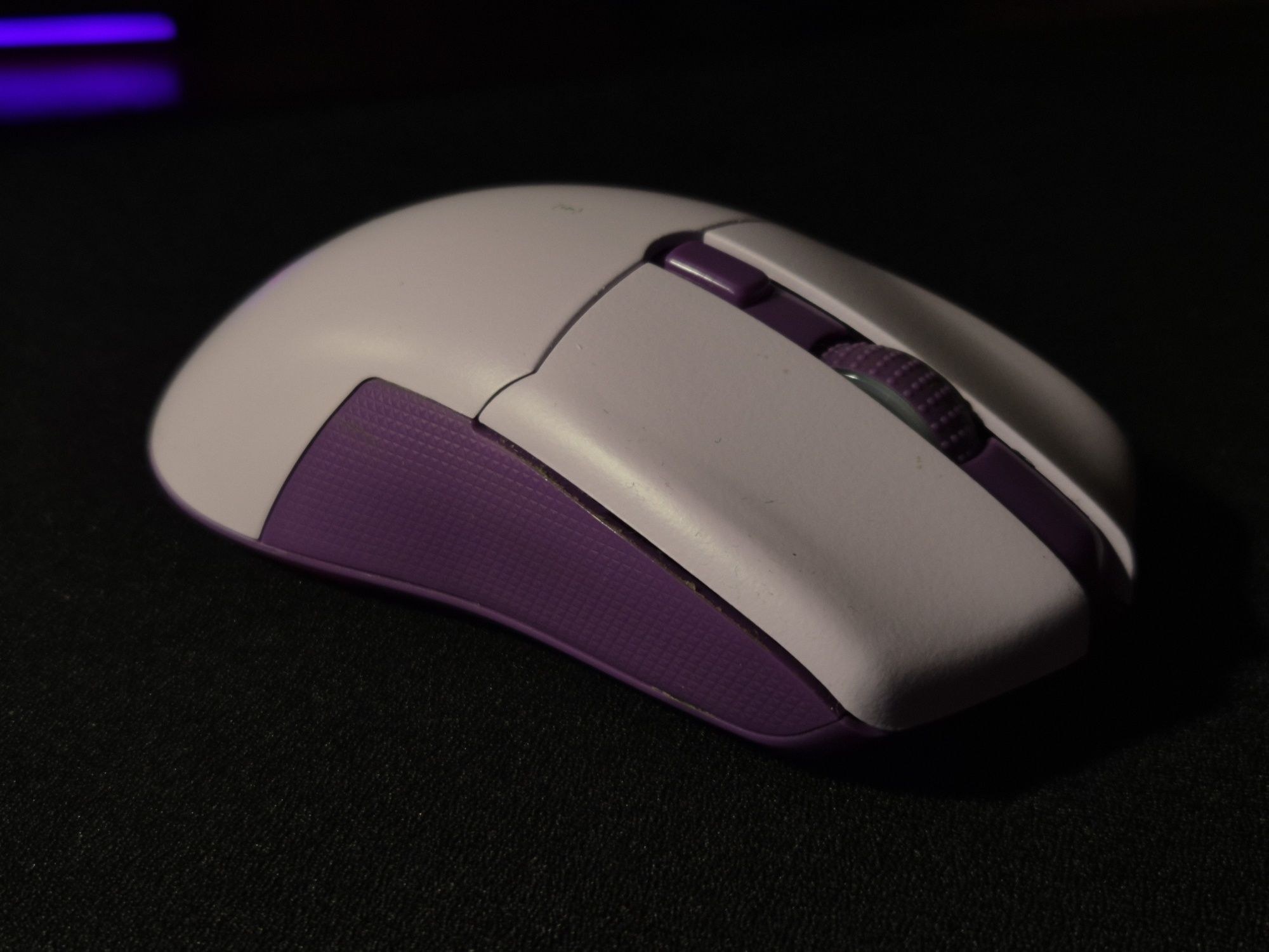 Продаю мишку Hator Pulsar Pro Wireless
