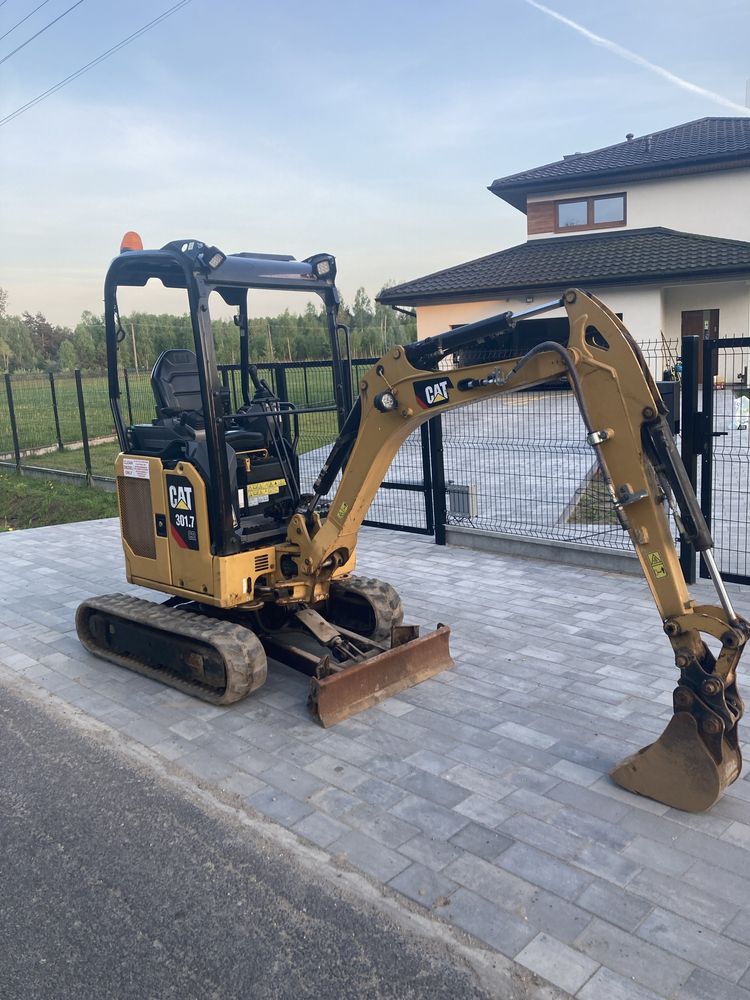 Minikoparka catepillar cat 301.7 , 834 mth , 2 tony 2019 rok