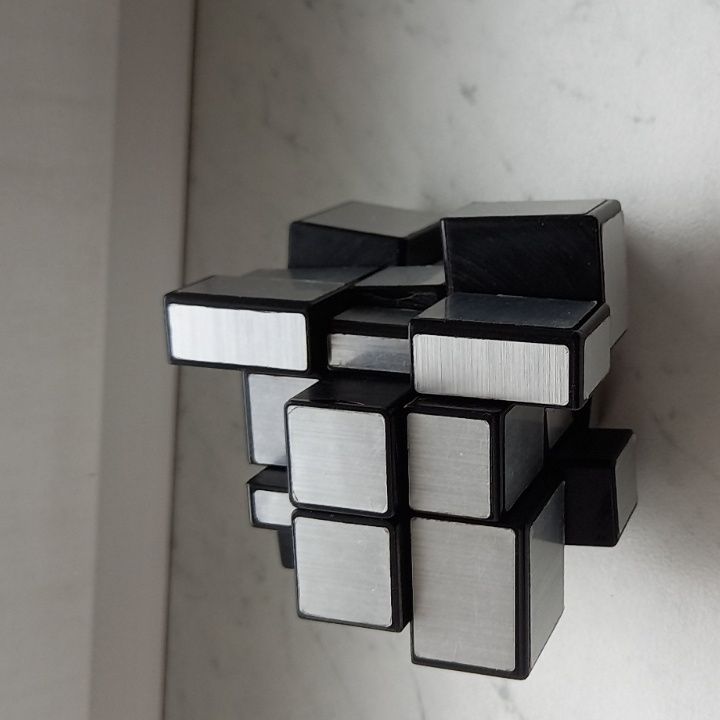 Кубік рубік головоломка.