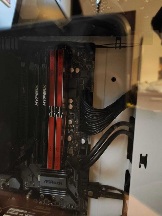 Componentes para montar torre completa / Monitor