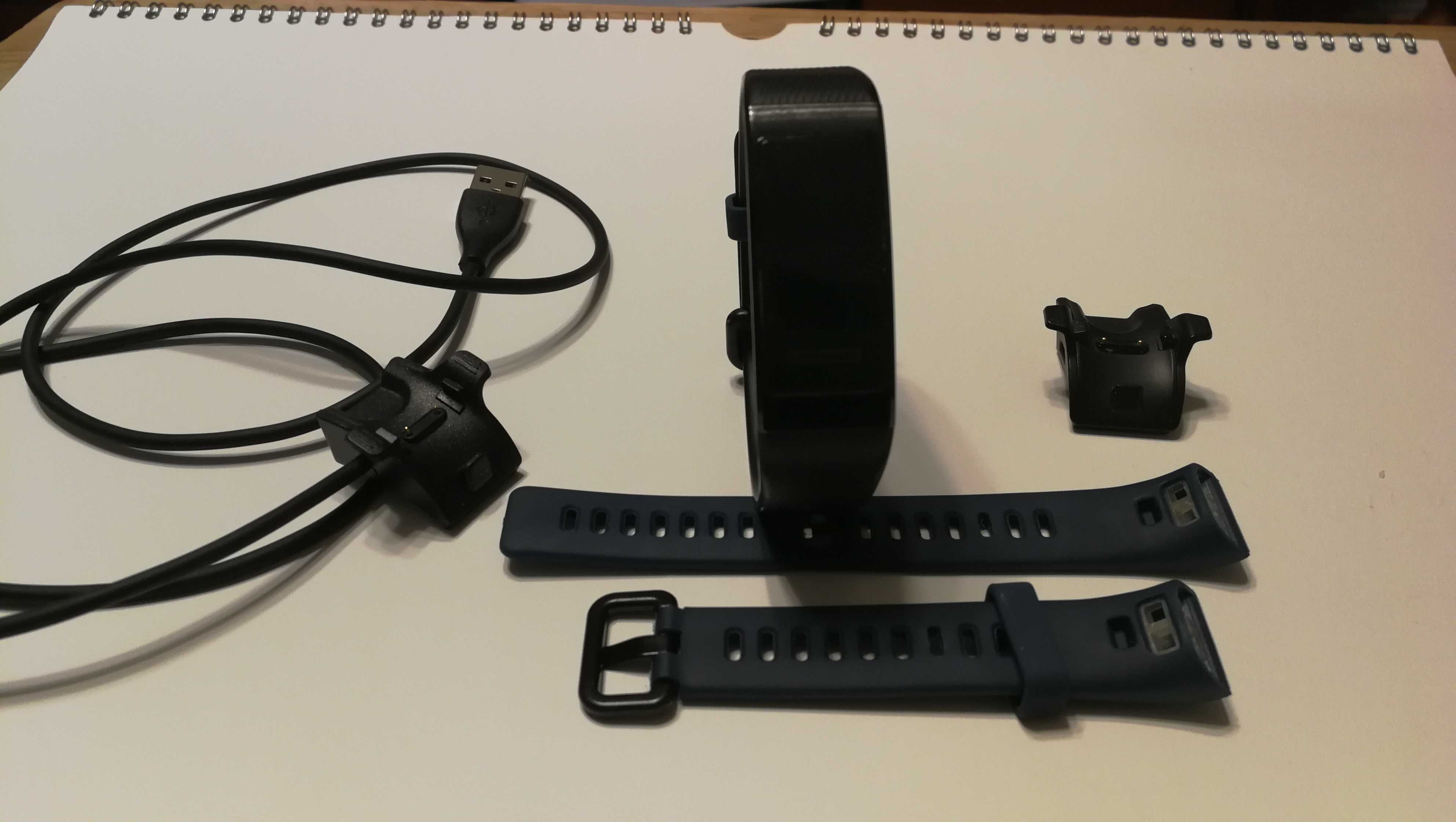 Smartband HUAWEI Band 3 Pro + dodatki