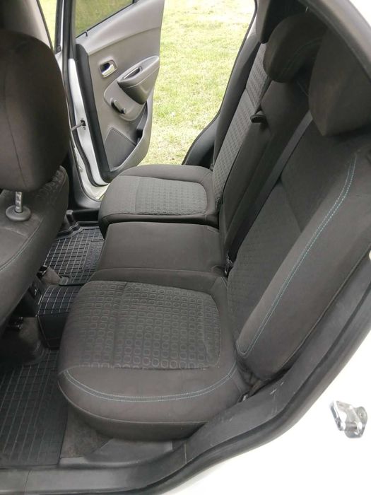 шевроле трекер 2013 год