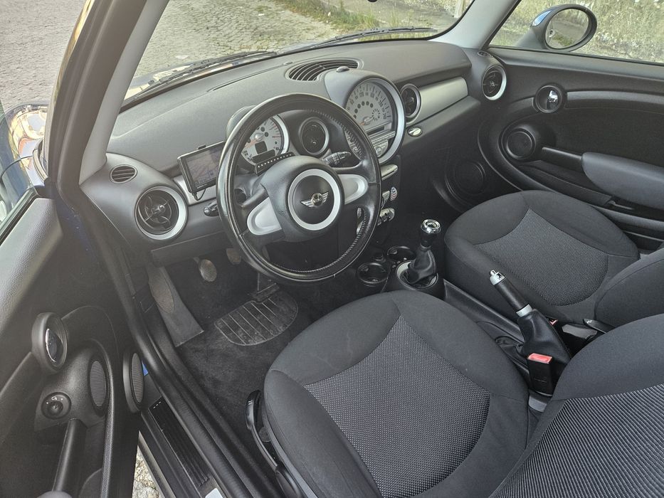 Mini Cooper (impecável)