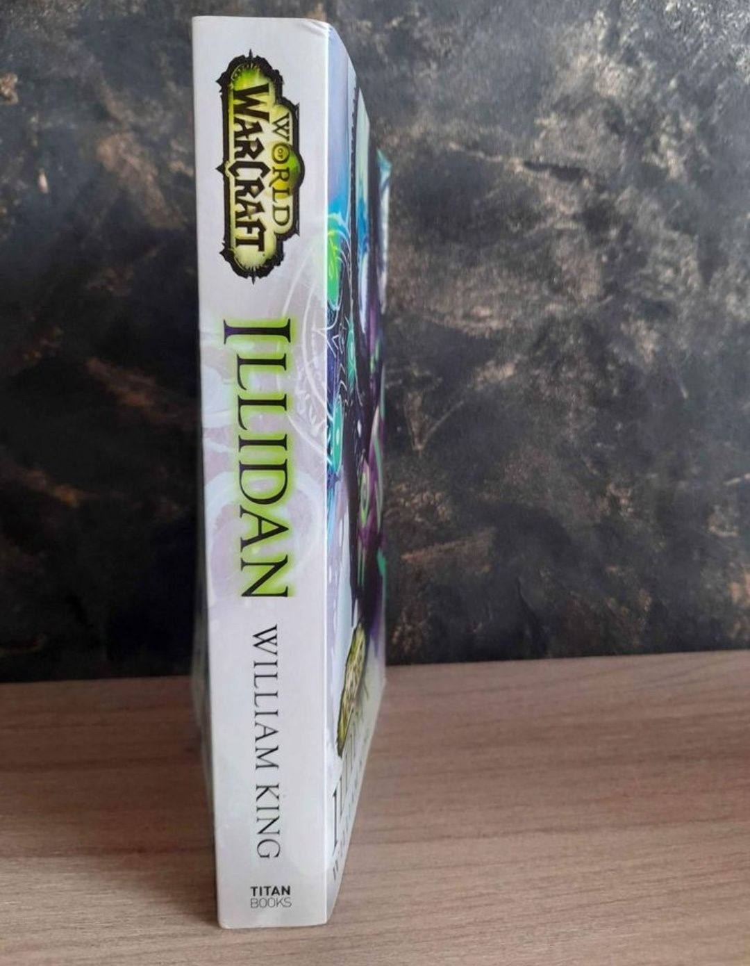 Livro Illidan: World of Warcraft - Muito Bom Estado