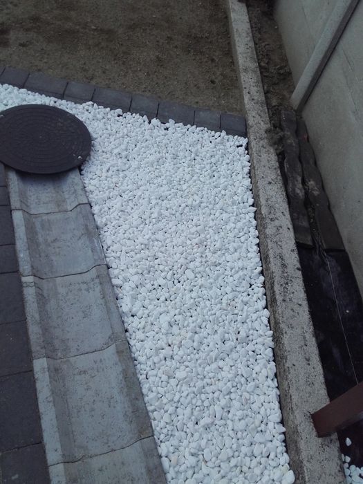 Śnieżnobiałe otoczaki Thassos 3-6 cm 25 kg - poleca ogrodniczka