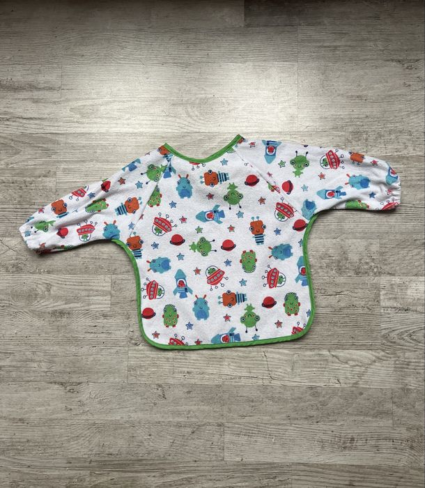 Duży śliniak z rękawami śliniaczek do malowania zabawy jedzenia