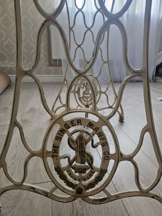 Ніжки від машинки  Singer