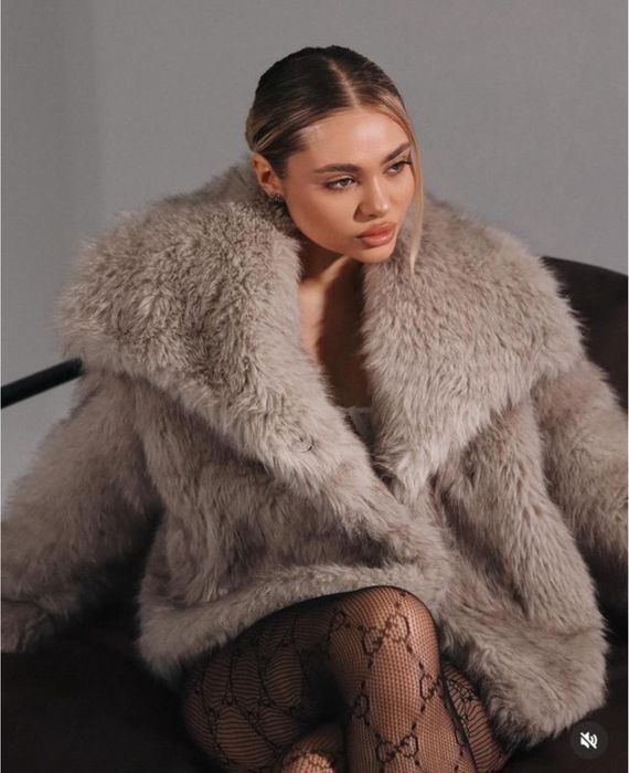 Шуба Сірого кольору  Zara