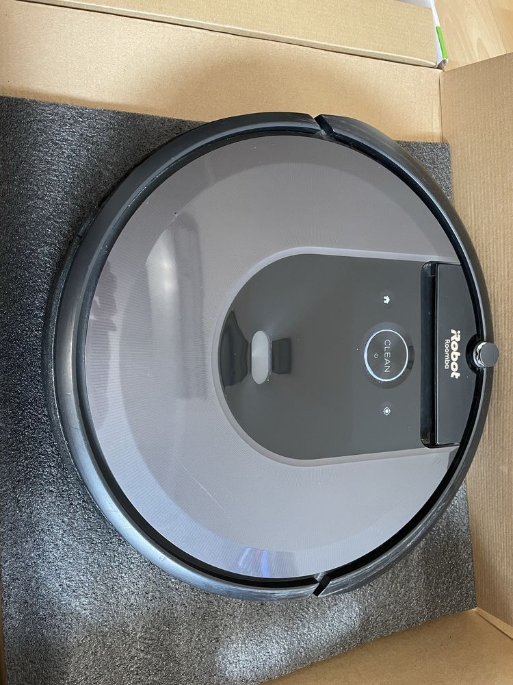 Robot Roomba i7…