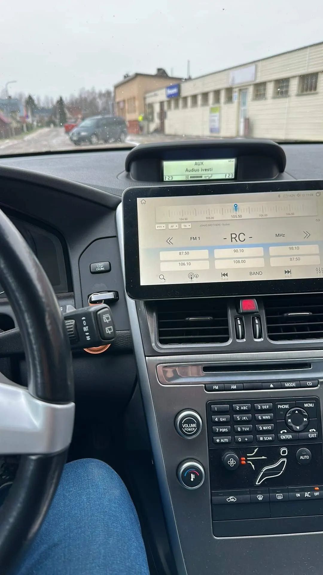 Auto Radio Volvo XC60 * 2 Din * Ano 2014 a 2017
