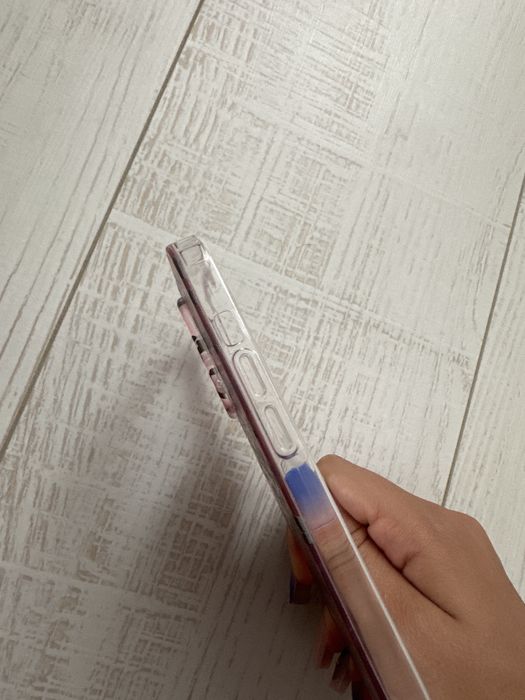 Продам чехол на айфон 14 про макс новый!