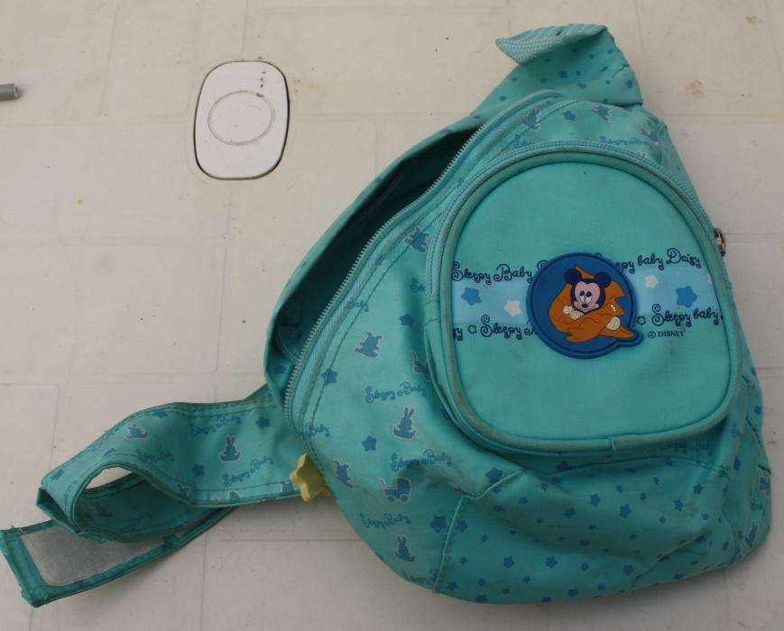 Pequena mochila Sleepy Baby, original da Disney