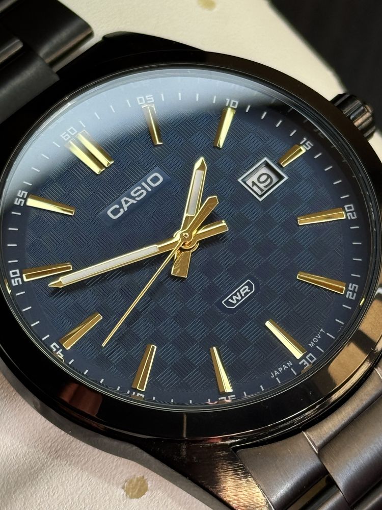 Чоловічий годинник Casio MTP-VD03B -2A ОРИГІНАЛ мужские часы оригинал