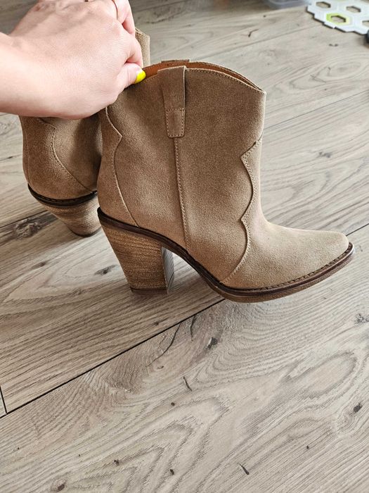 Nowe botki damskie,skora naturalna welurowa-przecierana