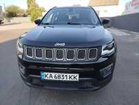 Продам свій автомобіль  Jeep Compass